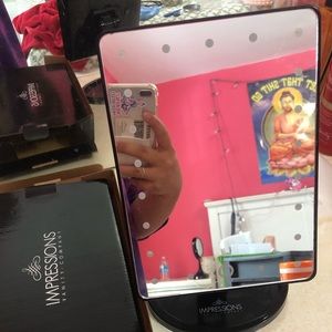 Impressions LED Mirror